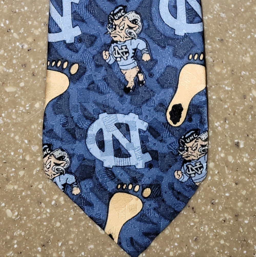 NC Tar Heel's tie